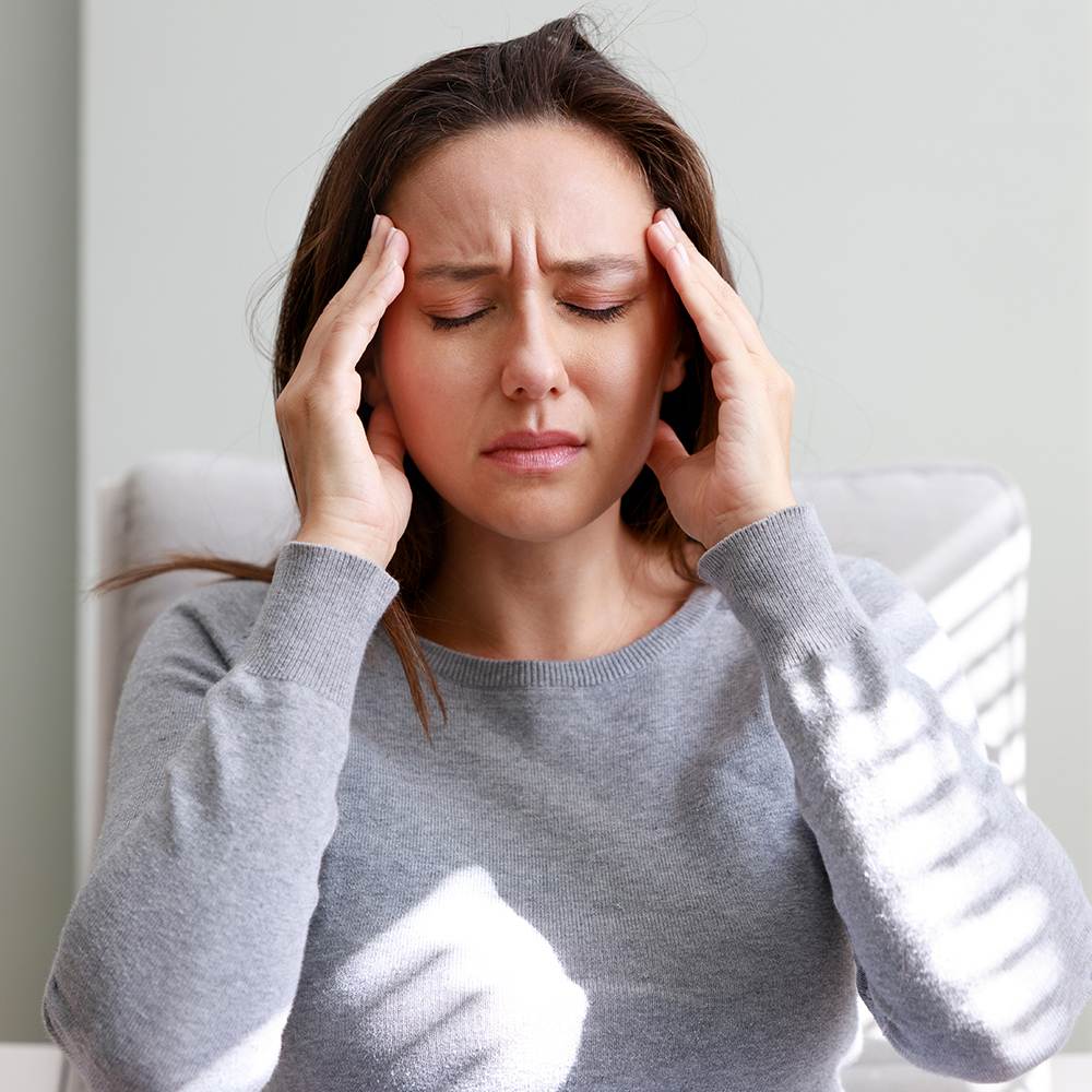 Ramazanda Baş Ağrısı: Oruç Tutarken Baş Ağrısı Neden Olur ve Nasıl Geçer?